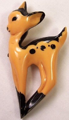 BP240 corn bakelite fawn pin